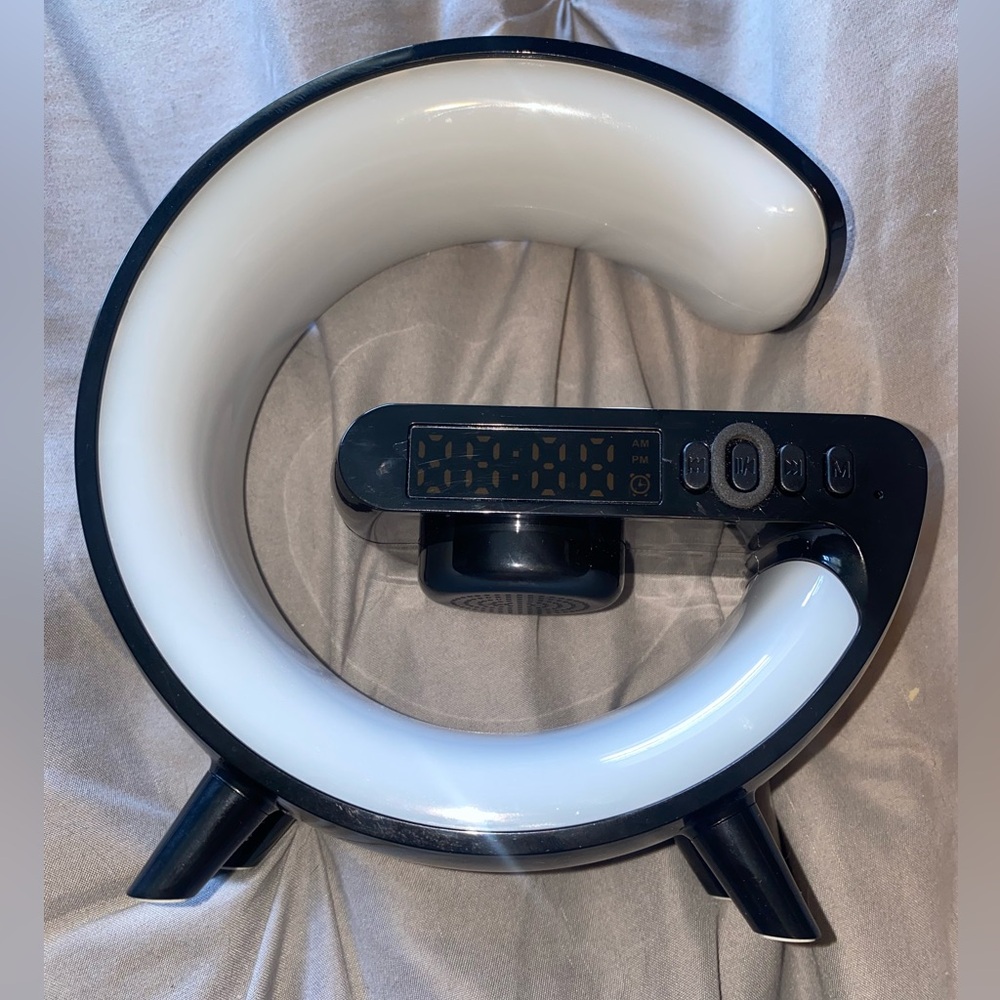 4 in 1 Wireless Charger, Nightlight, Alarm Clock, and Speaker
